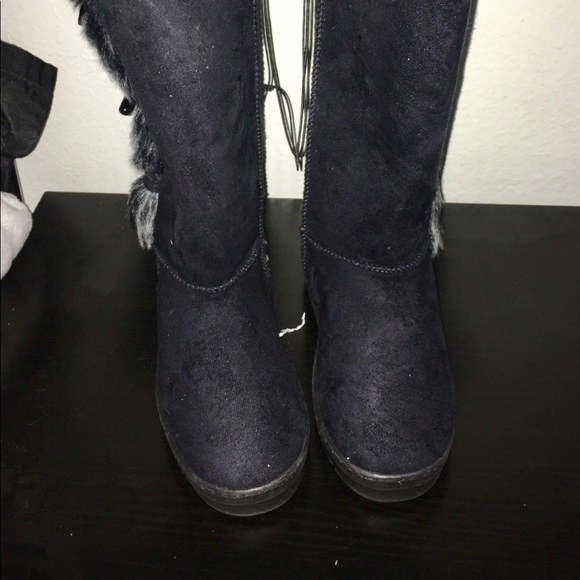 NWT - Picture 2 of 3